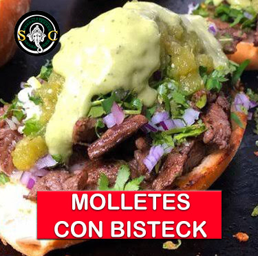 Molletes con Bisteck y Queso